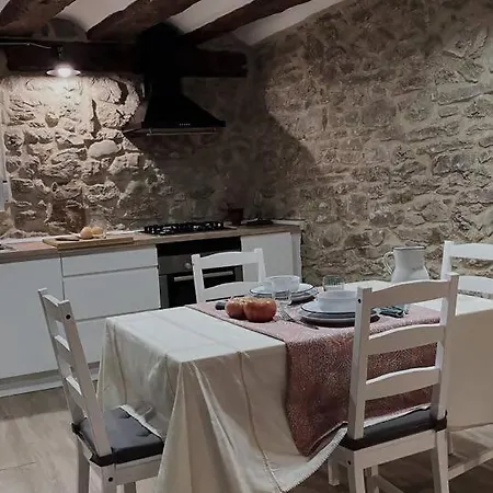 בית כפרי Acogedora En Veguillas de la Sierra